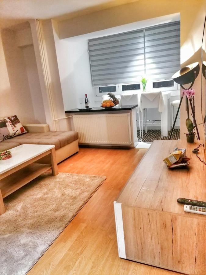 Nights&Smiles Sarajevo Apartamento Exterior foto