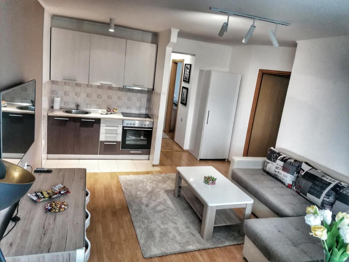 Nights&Smiles Sarajevo Apartamento Exterior foto
