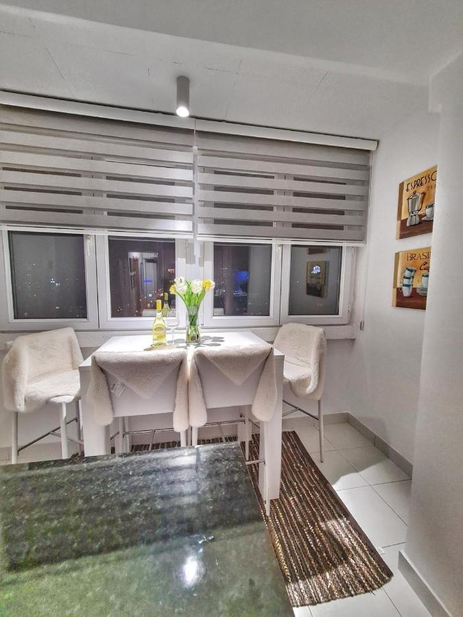 Nights&Smiles Sarajevo Apartamento Exterior foto