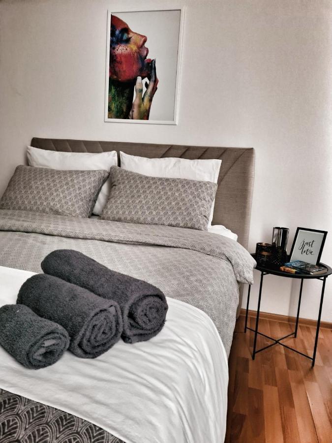 Nights&Smiles Sarajevo Apartamento Exterior foto